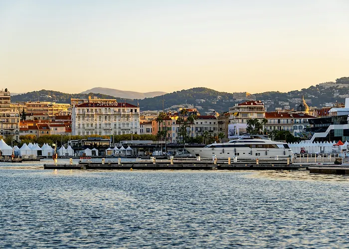 Cannes Bed & Breakfasts 