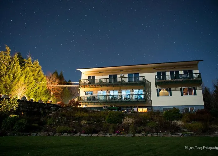 Coppertoppe Inn & Retreat Center