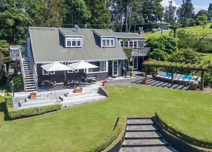 Brenton Lodge