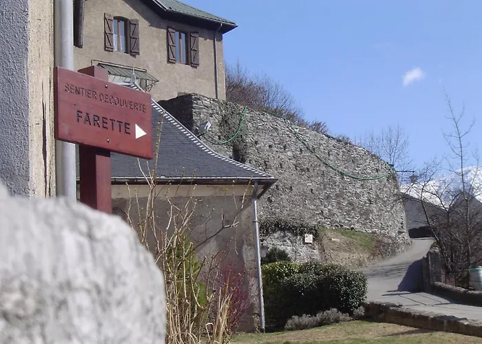 Au Cheval Blanc - Appartements Et Chambres D'Hotes