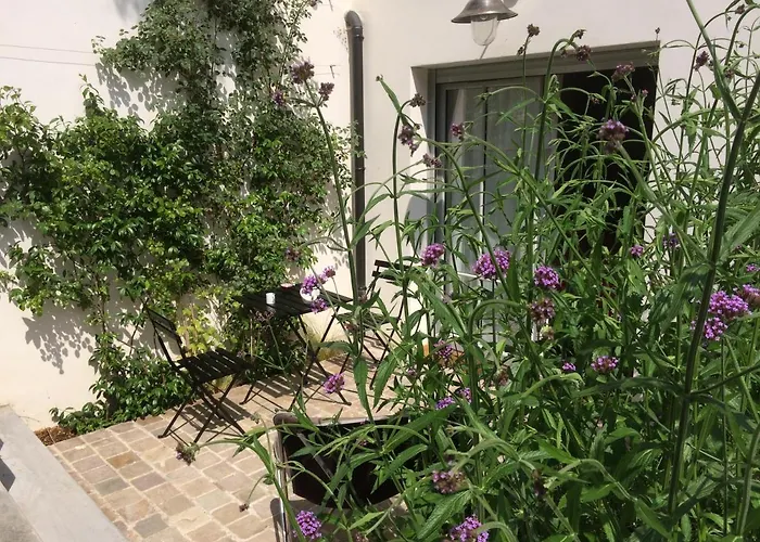 Denis & Virginie - Chateau A Pied - Parking Gratuit