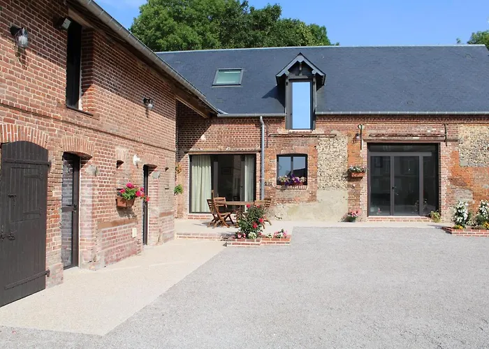 A L'Oree Du Chateau