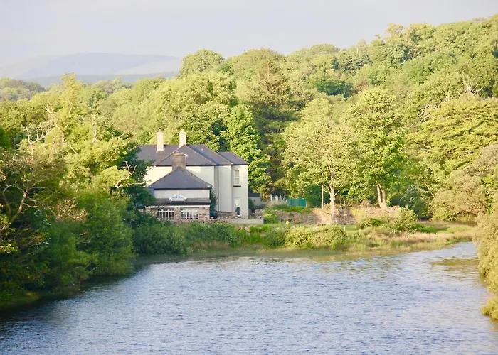 Riverside House