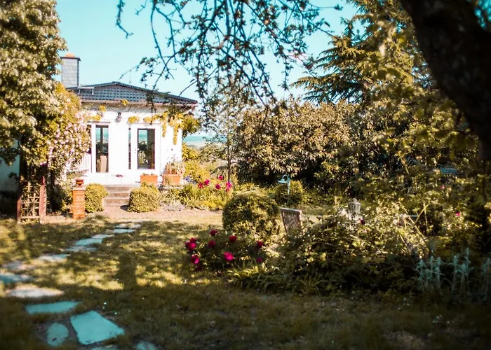 Bed & Breakfast Unter Den Linden