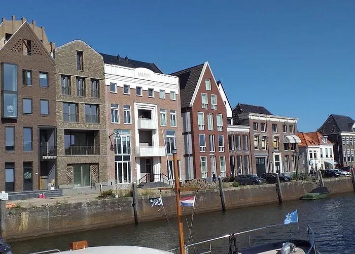 Thorbecke Canal View 45M2 Loft