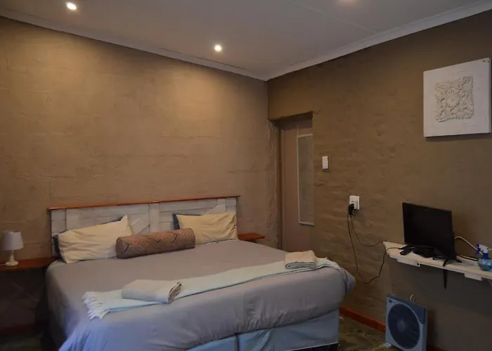 A & R Guesthouse