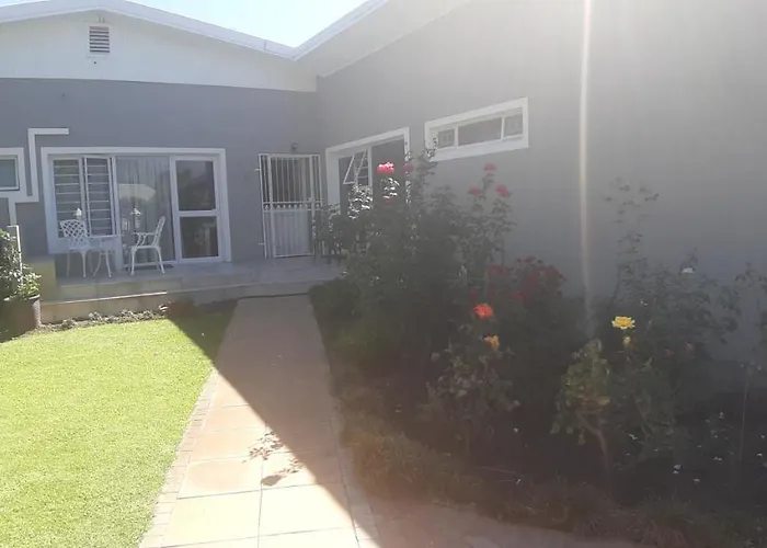 Dennecres4Guestrooms