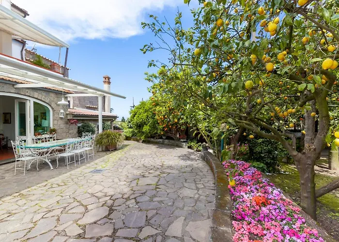 Villa Maresca B&B