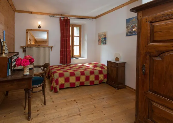 Au Cheval Blanc - Appartements Et Chambres D'Hotes