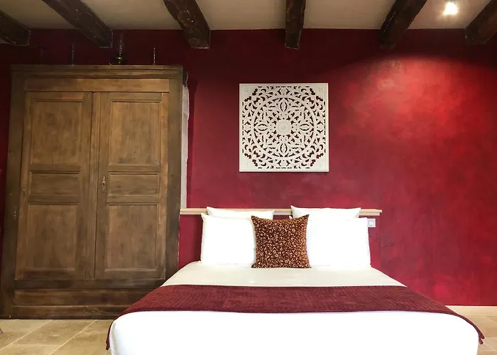 Maison Lapopie Chambres Et Gite