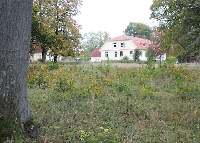 Yxkullsund Saeteri B&B - Manor & Estate Since 1662