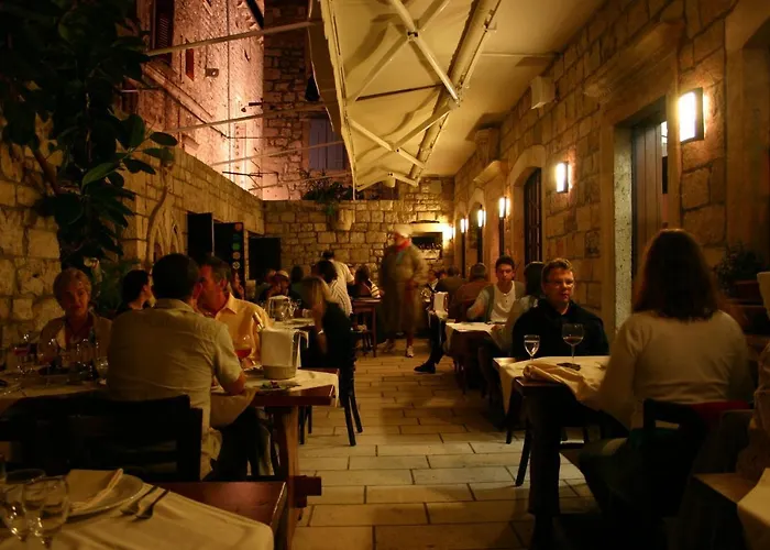 Hvar Town Bed & Breakfasts 
