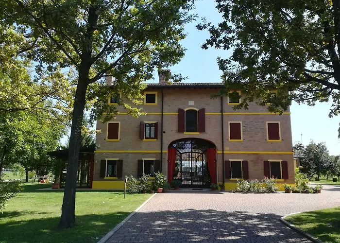 Modena Bed & Breakfasts 
