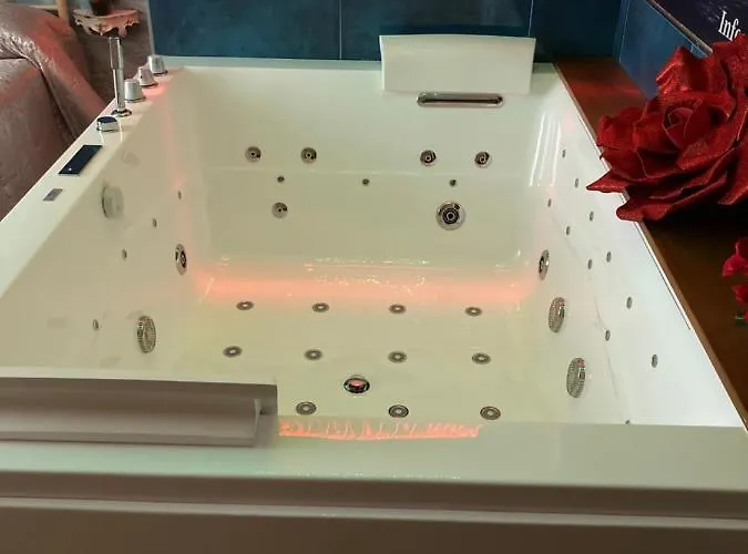 B&B LA REGGIA DI RIHANNA spa
