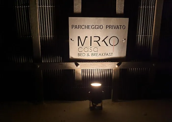 Casa Mirko - B & B Con Stazione Ricarica Auto Elettriche Parcheggio Privato Auto Moto Biciclette