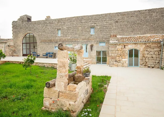 Masseria Violante Boutique Hotel