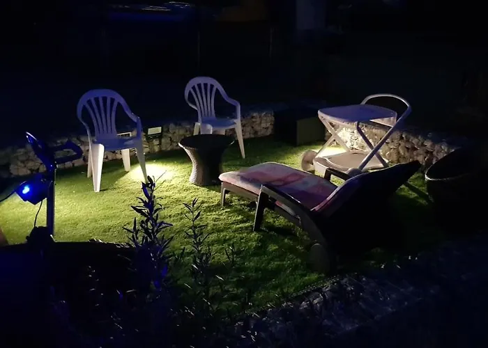 Calais Bed & Breakfasts 