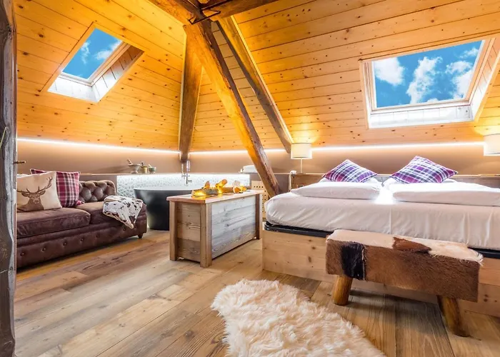 John Luxury Suites