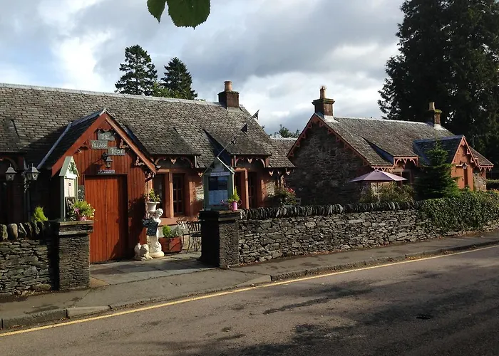 Luss Bed & Breakfasts 