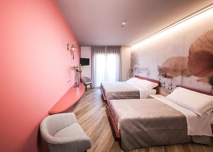Vicolo Malavolta 7 Rooms And Suites