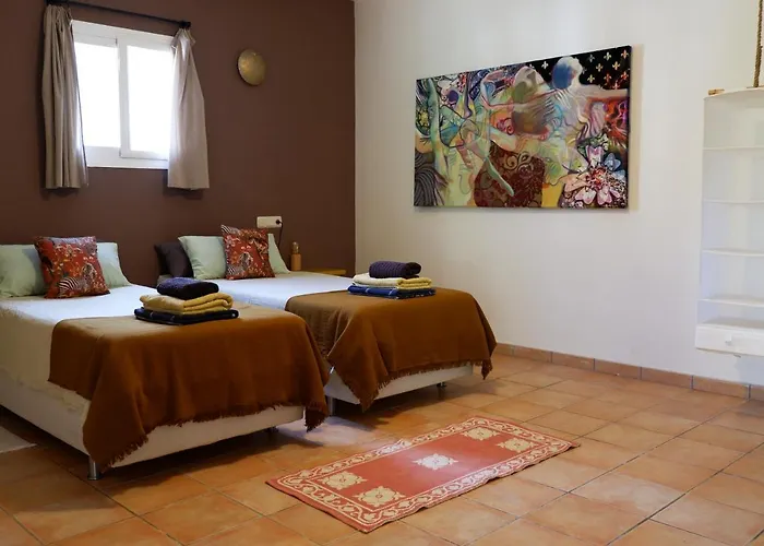 Vegan Guesthouse Finca Pereila
