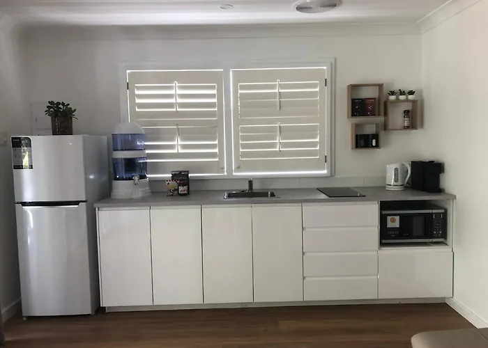 Lakeside Bungalow