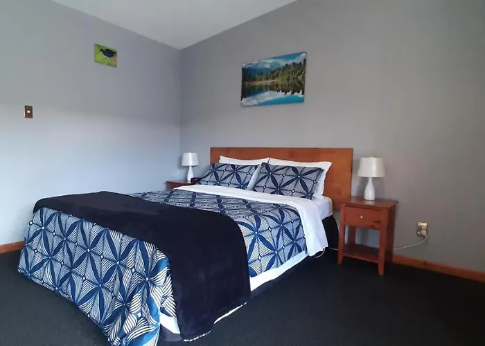 Koutu Beach Bed And Breakfast