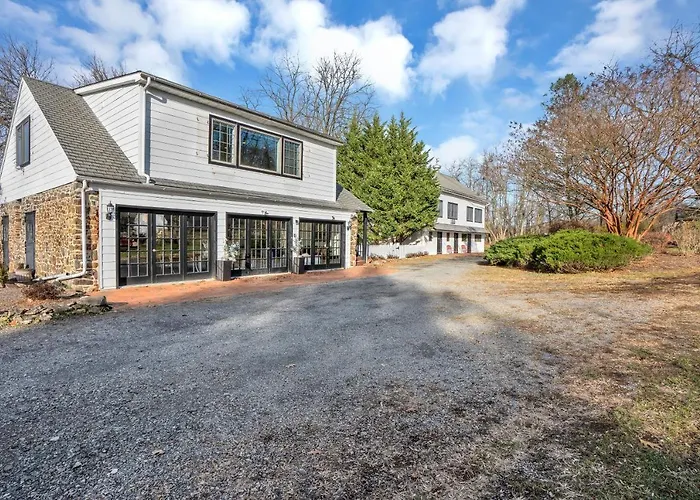 Chimney Hill Estate Inn