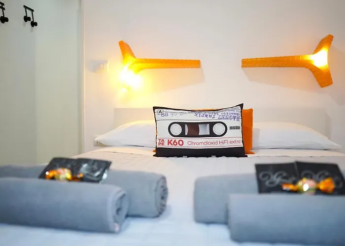 B&B Arts And Music