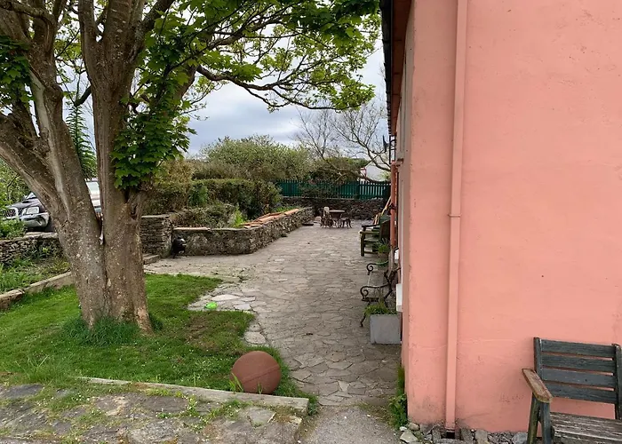 Heir Island House