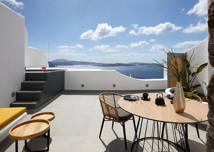 Allure Breeze Suites