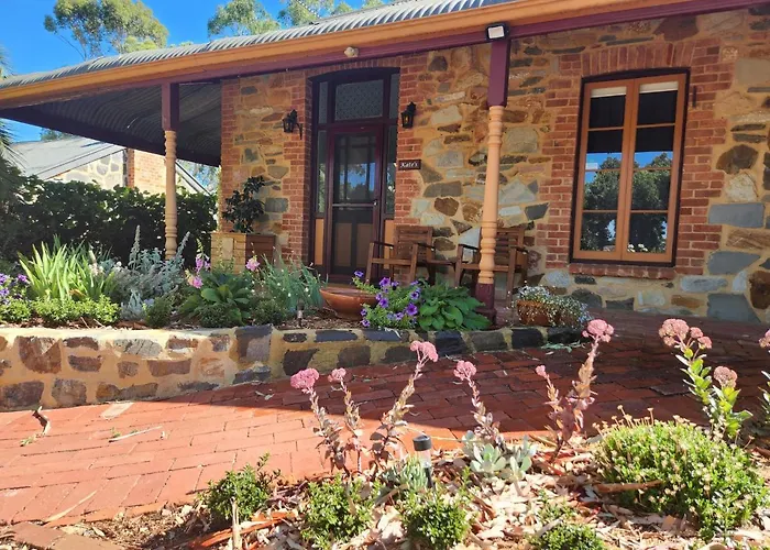 Marananga Cottages