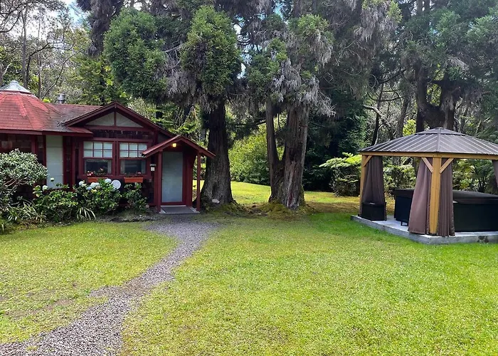 Volcano Village Estates