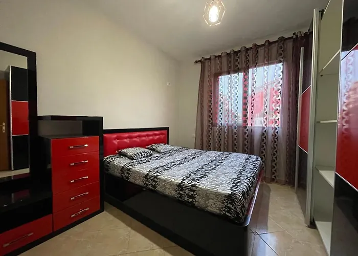 Private Rooms 2 - City & Mountain Views & Free Parking & Wifi