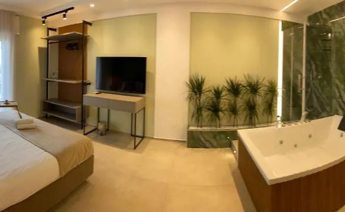 Alma Salina Suite