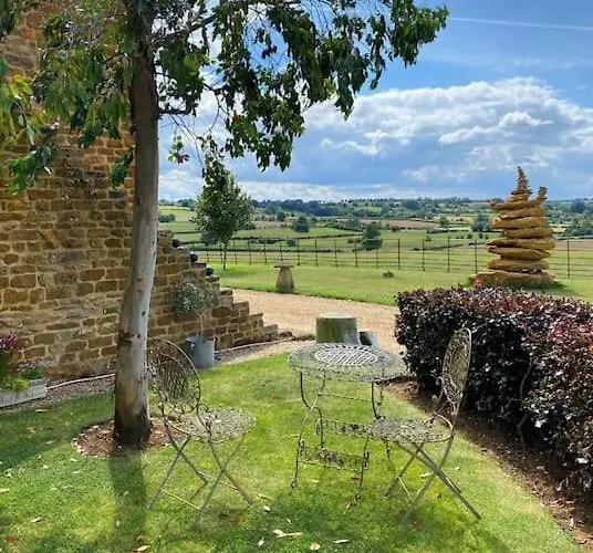 Luxury & Comfort In The Cotswolds