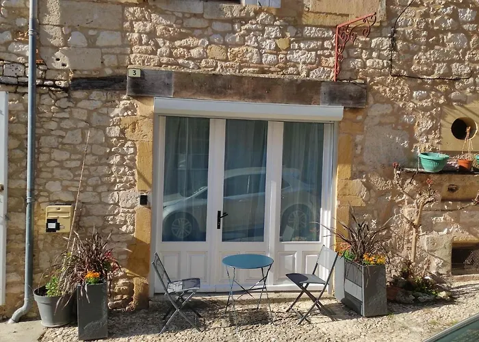 Lauzerte Bed & Breakfasts 