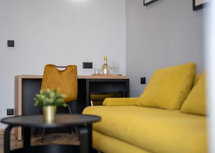 West Coast Deluxe Rooms