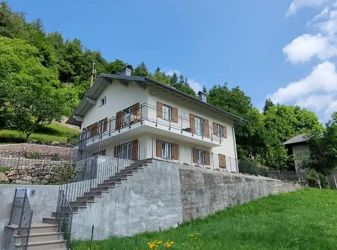 Lalunamia B&B And Holiday Apartment