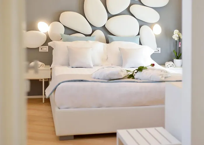 Eleìra Luxury Accomodations