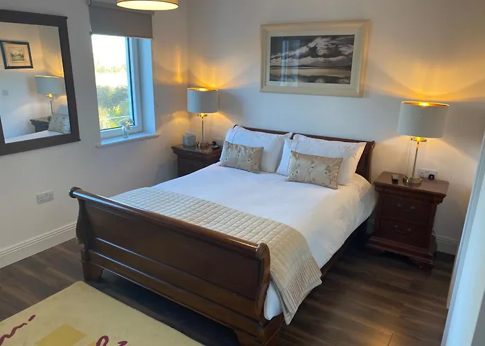Ashlee Lodge, Shanagarry P25K6R6 Near Ballymaloe Cookery School & Garryvoe Hotel
