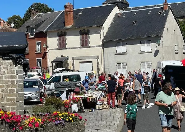 Le Chateau Giat