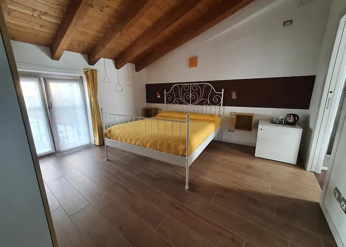 Elements B&B