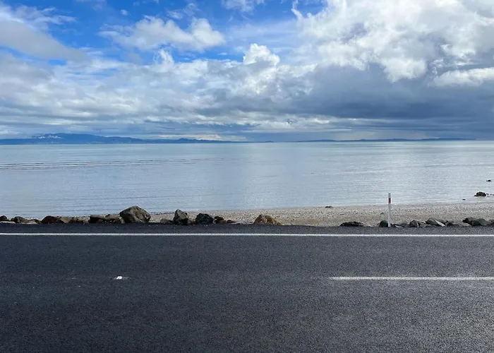 Te Mata Bay Seaviews