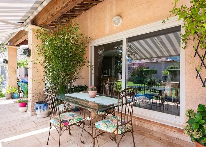 Chambre Et Table D'Hotes Villa Pomponette