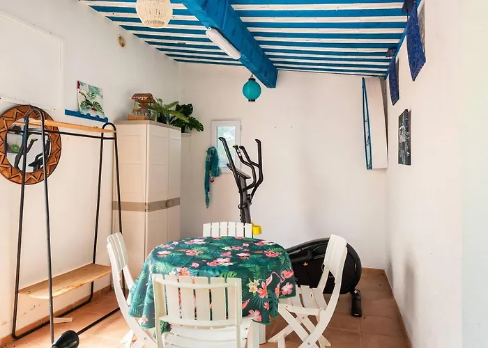 Chambre Et Table D'Hotes Villa Pomponette