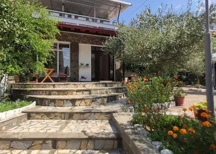 Elvish Garden Boutique B&B