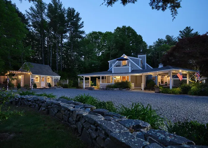 Abbey'S Lantern Hill Inn