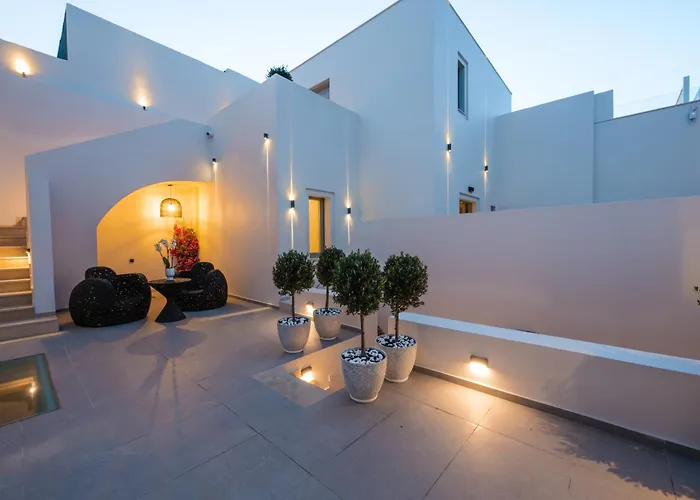 La Madeleine Oia
