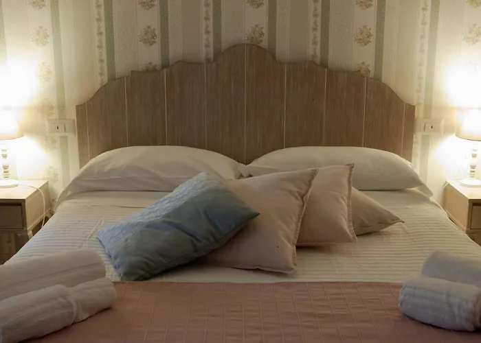 Palazzo Alessandrini Guest House